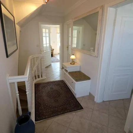 With 3 Bedrooms Nyaraló *